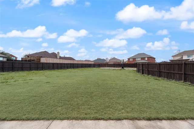 $365,000 | 1405 Eagle Pt Drive, Royse City, TX 75189