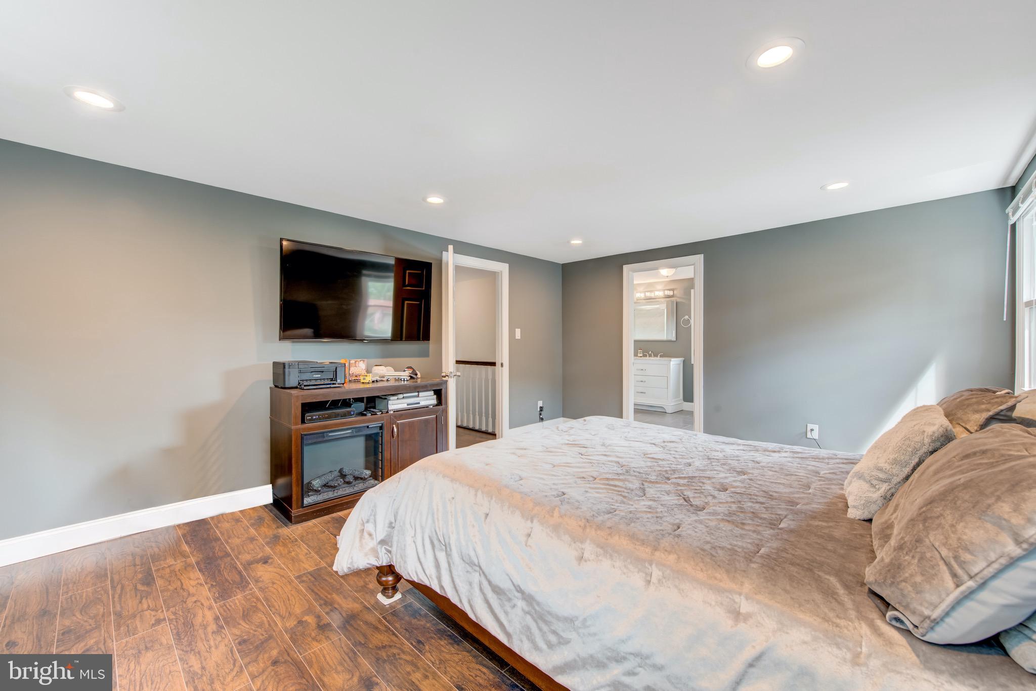 54 Country Club Road Willingboro, NJ 08046 - Photo 30 of 42 Gallery Image 30