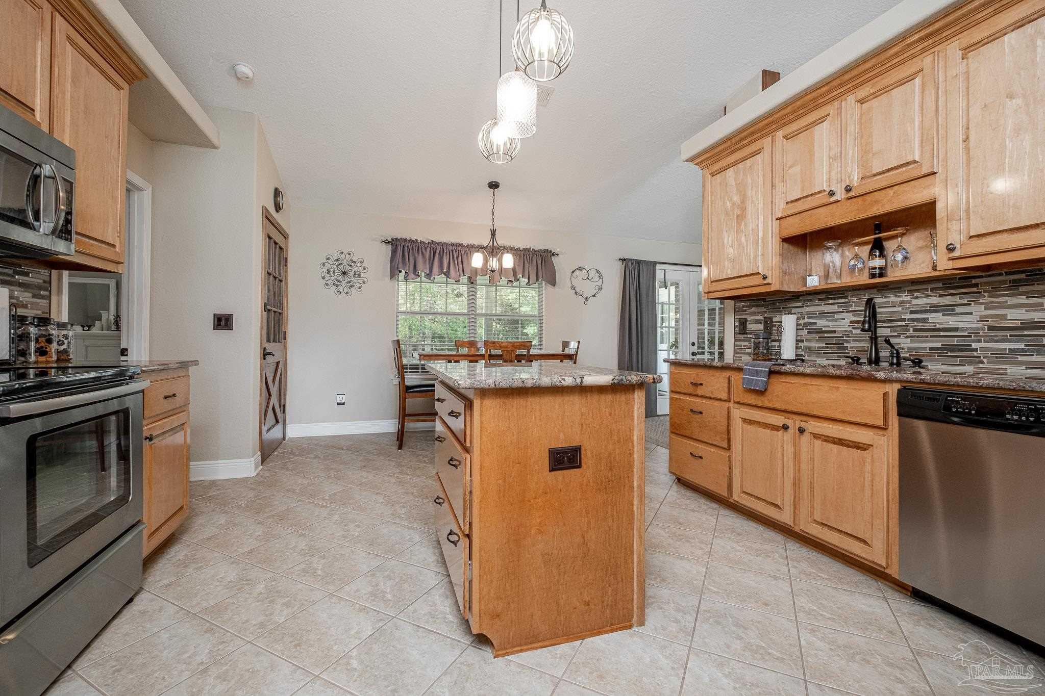 2947 Wallace Lake Road Milton, FL 32571 - Photo 1 of 45 Gallery Image 1