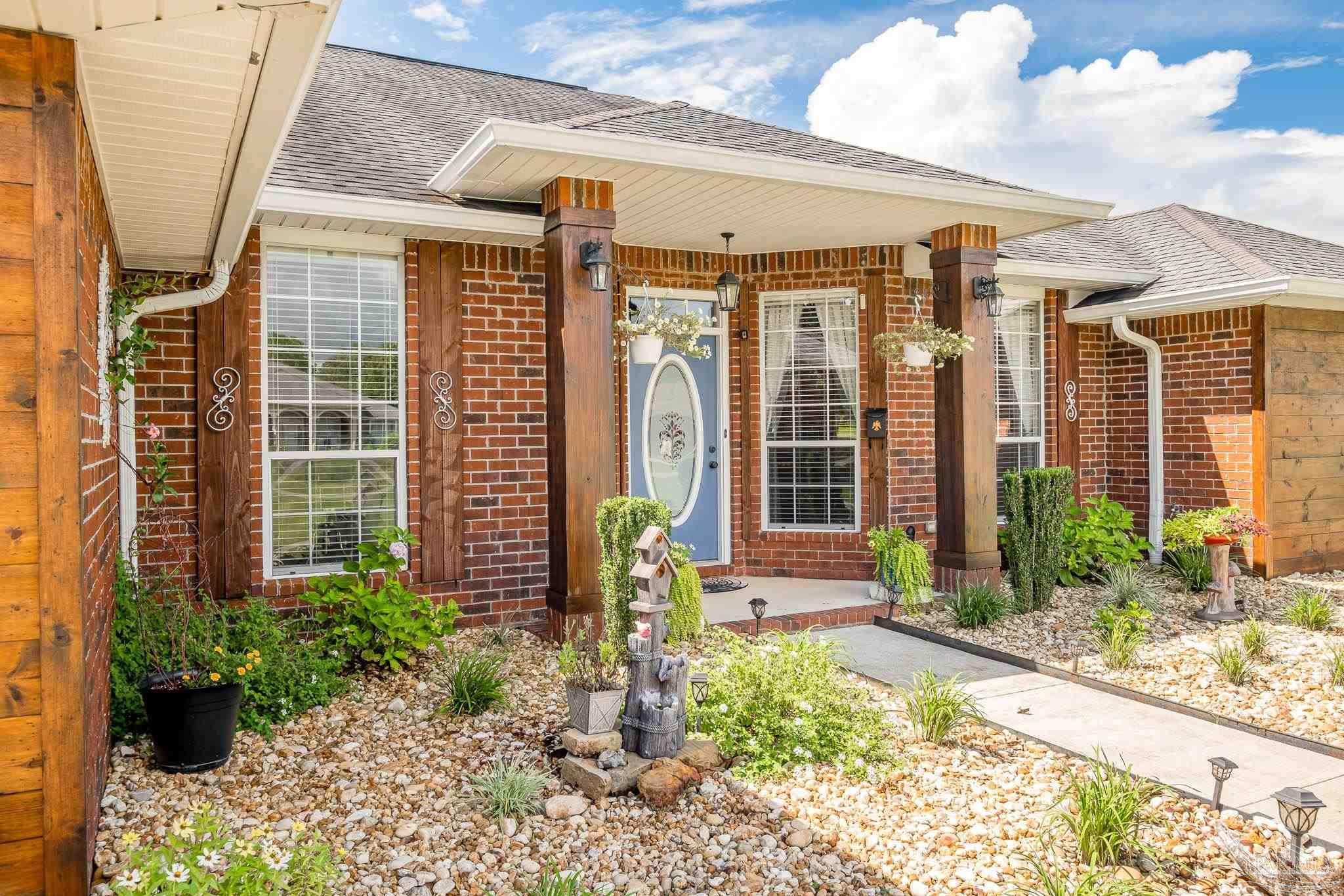 2947 Wallace Lake Road Milton, FL 32571 - Photo 3 of 45 Gallery Image 3