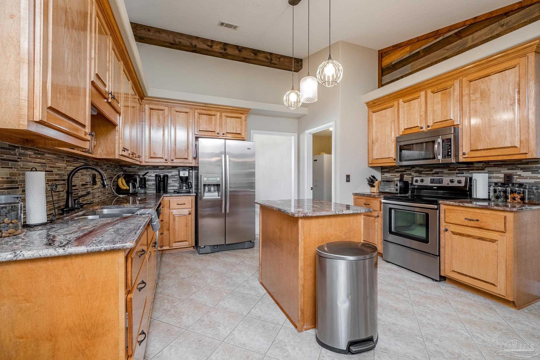 2947 Wallace Lake Road Milton, FL 32571 - Photo 6 of 45 Gallery Image 6