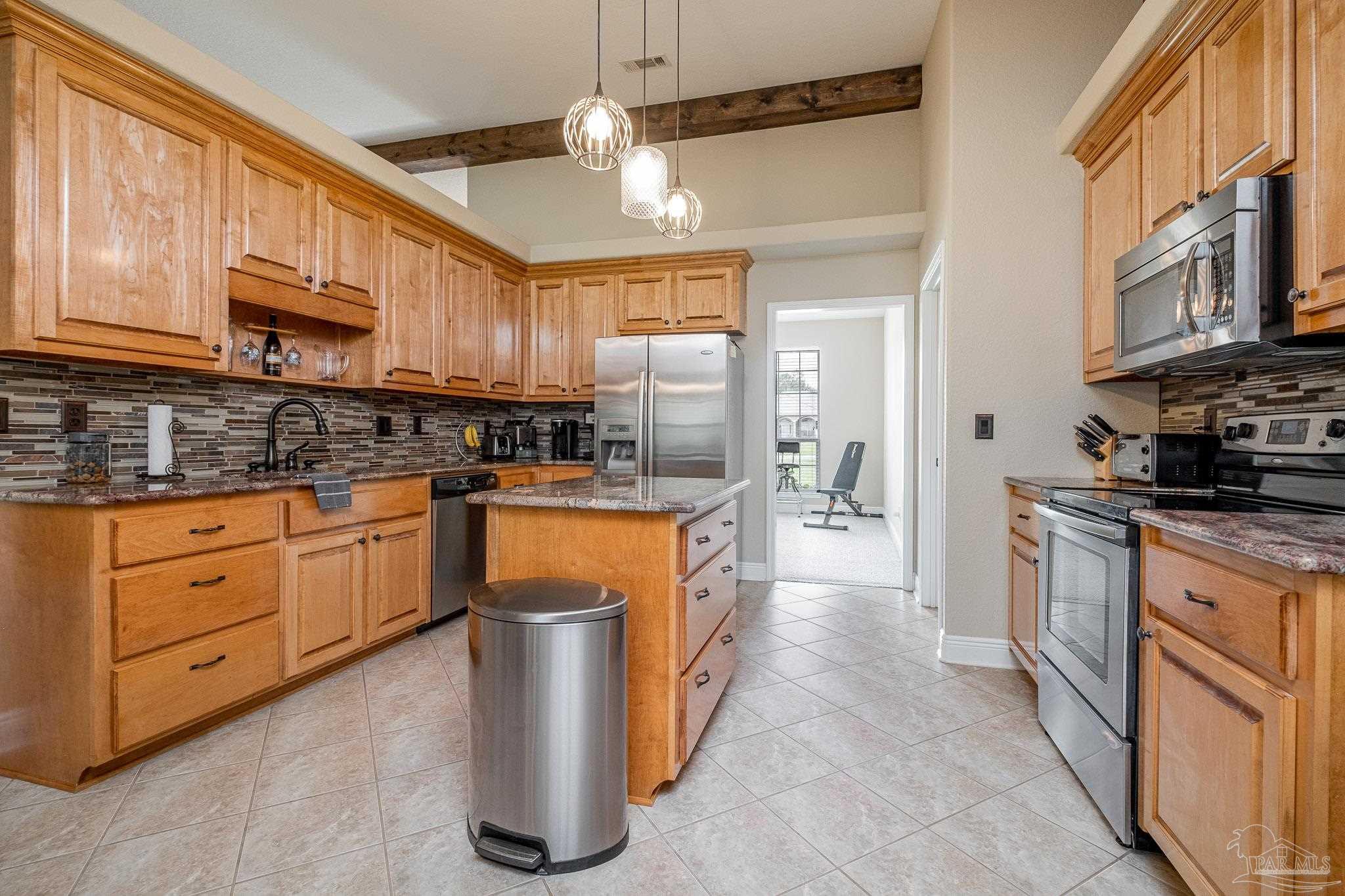 2947 Wallace Lake Road Milton, FL 32571 - Photo 7 of 45 Gallery Image 7