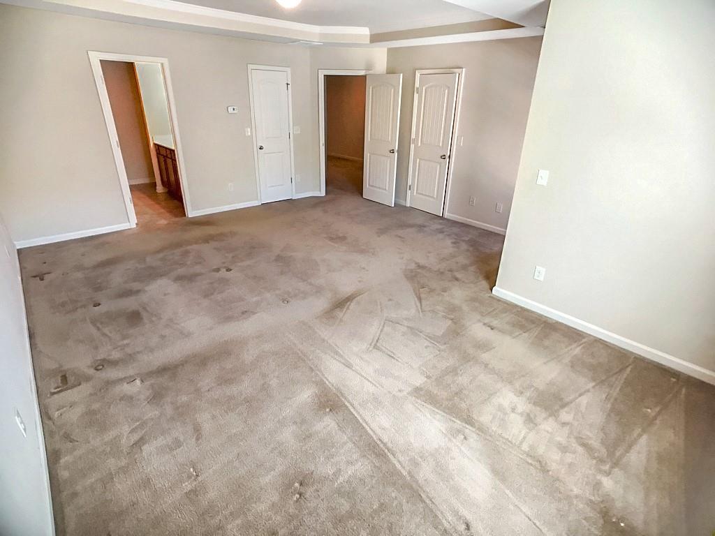206 Madison Avenue Acworth, GA 30102 - Photo 21 of 39 a view of a big room with closet and mirror