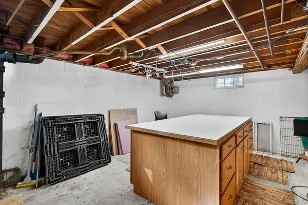 $265,000 | 46 Kenwood Street, Greenfield, MA 01301