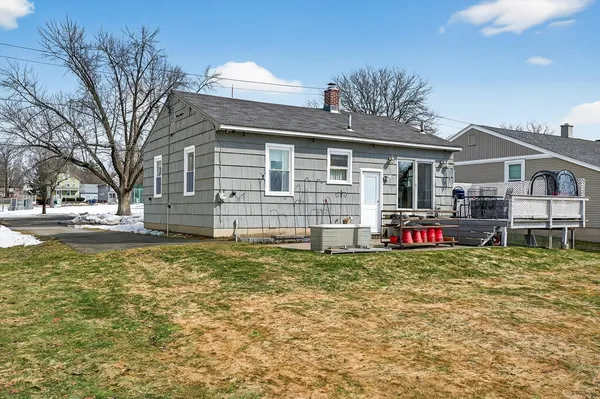 $265,000 | 46 Kenwood Street, Greenfield, MA 01301