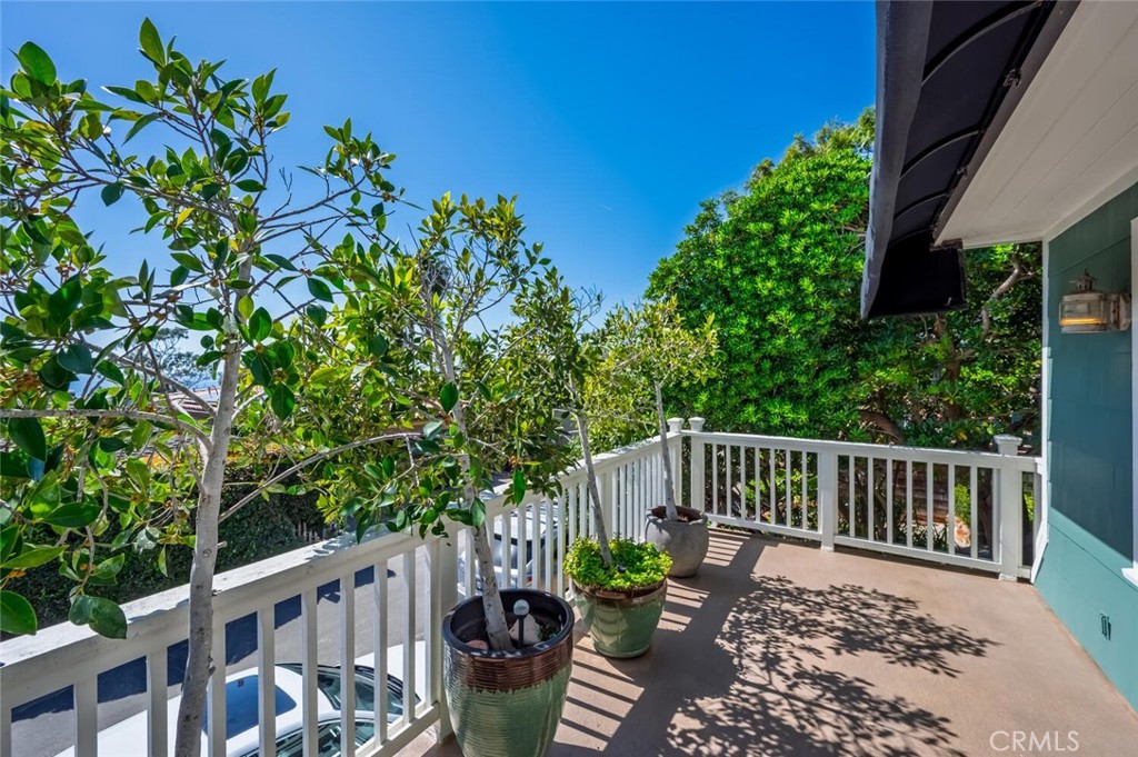 2896 Terry Road Laguna Beach, CA 92651 - Photo 33 of 74 Deck off the primary suite.