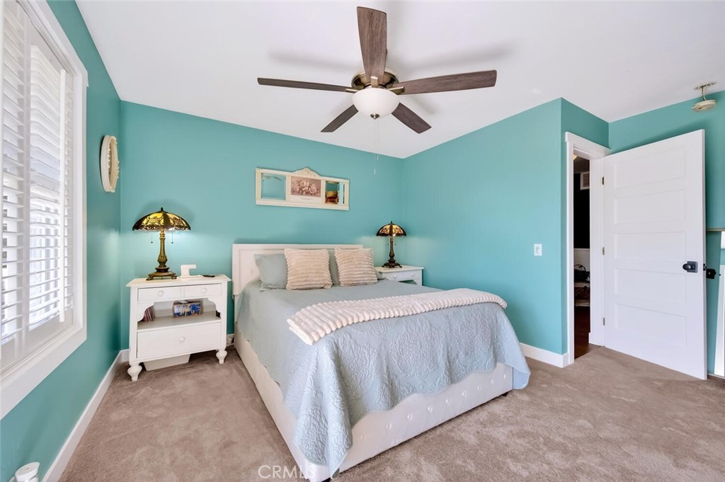 2896 Terry Road Laguna Beach, CA 92651 - Photo 35 of 74 Primary bedroom.