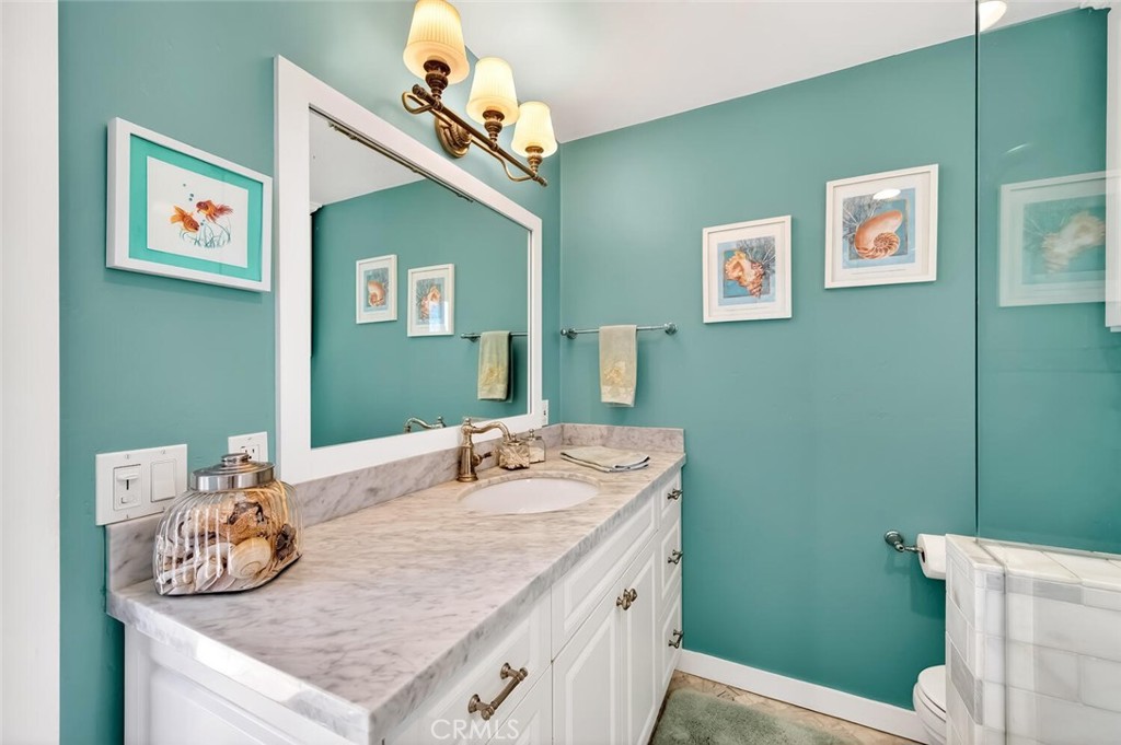 2896 Terry Road Laguna Beach, CA 92651 - Photo 37 of 74 Primary bathroom.