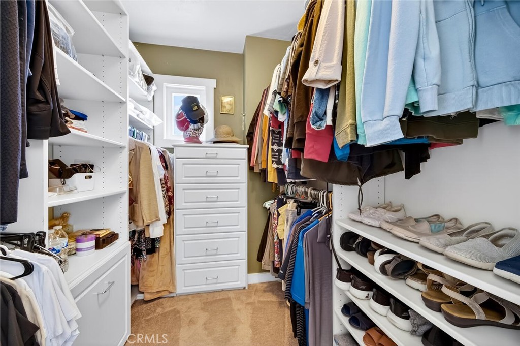 2896 Terry Road Laguna Beach, CA 92651 - Photo 39 of 74 Primary walk in closet.