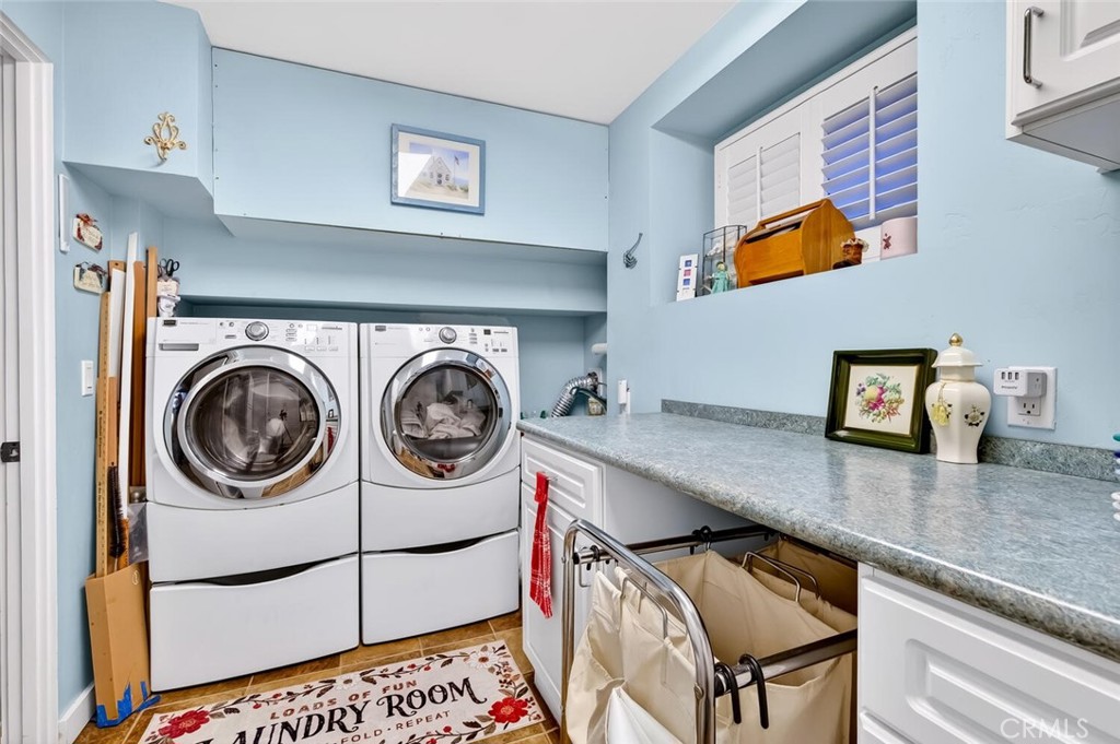 2896 Terry Road Laguna Beach, CA 92651 - Photo 46 of 74 Laundry room downstairs.