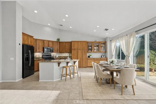 $624,000 | 6652 Lacolle Place, Lancaster, CA 93536