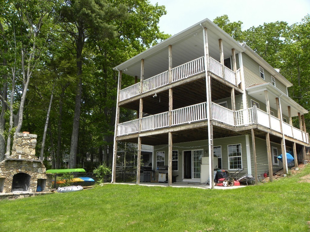 52 Baker Road Charlton, MA 01507 - Photo 6 of 30 Gallery Image 6
