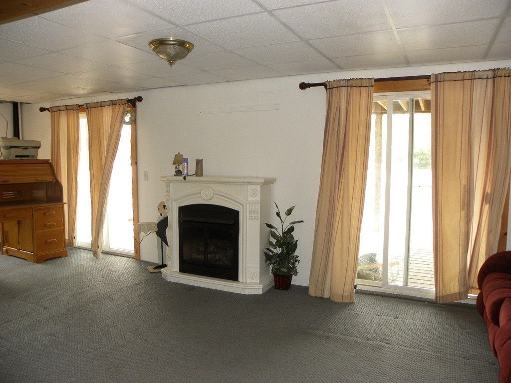 52 Baker Road Charlton, MA 01507 - Photo 7 of 30 Gallery Image 7