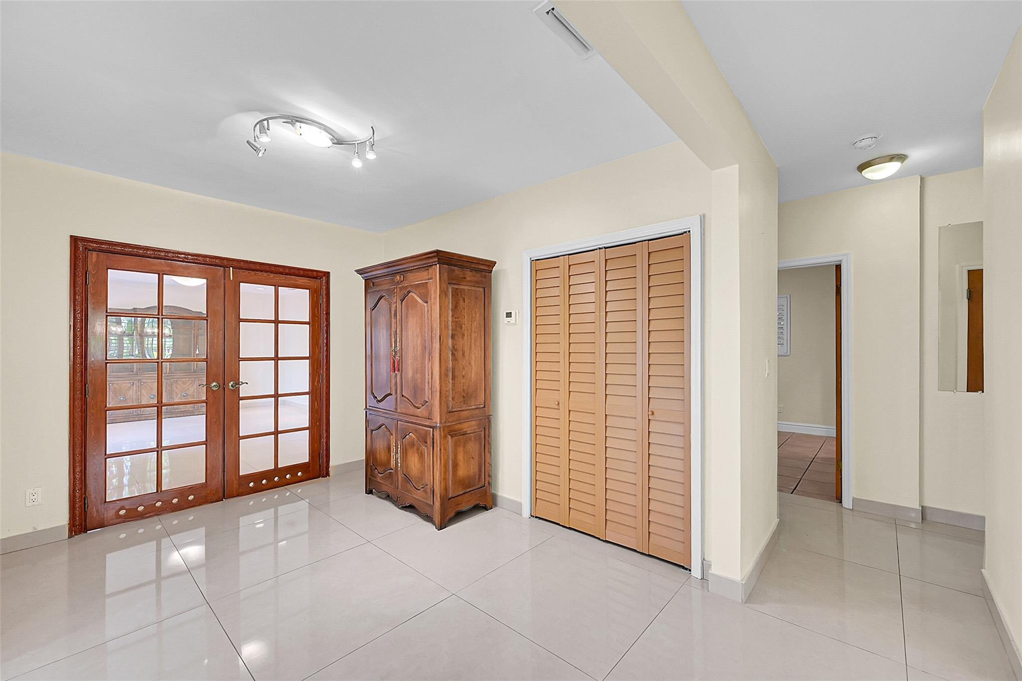 1401 Red Road Coral Gables, FL 33134 - Photo 16 of 52 Photo 16