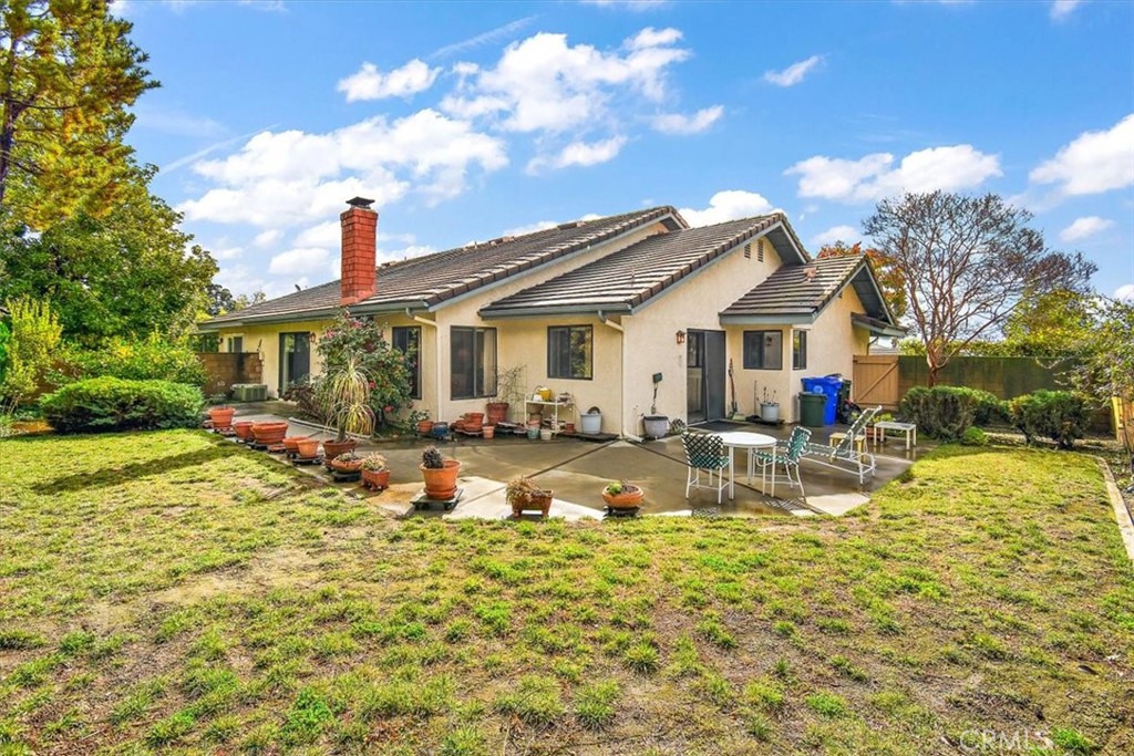 1263 Citrus Street Upland, CA 91784 - Photo 11 of 16 a view of a house with swimming pool and sitting area