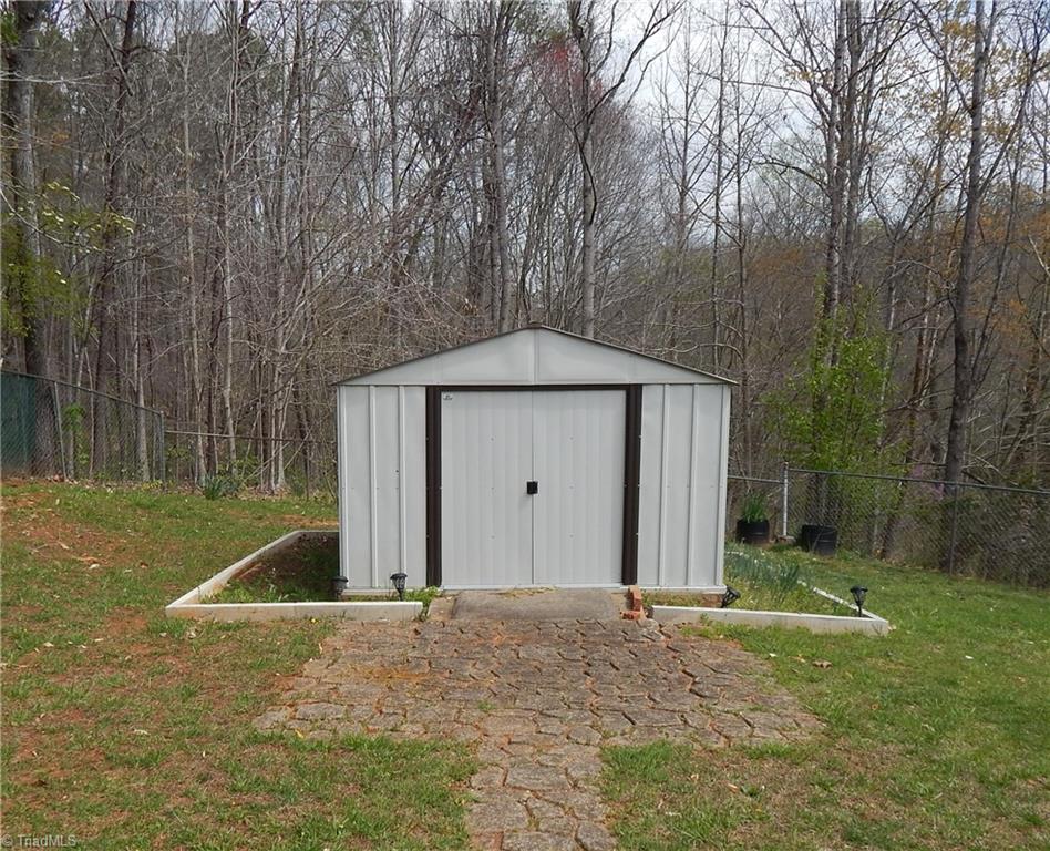 1300 White Rock Road Pinnacle, NC 27043 - Photo 36 of 50 Gallery Image 36