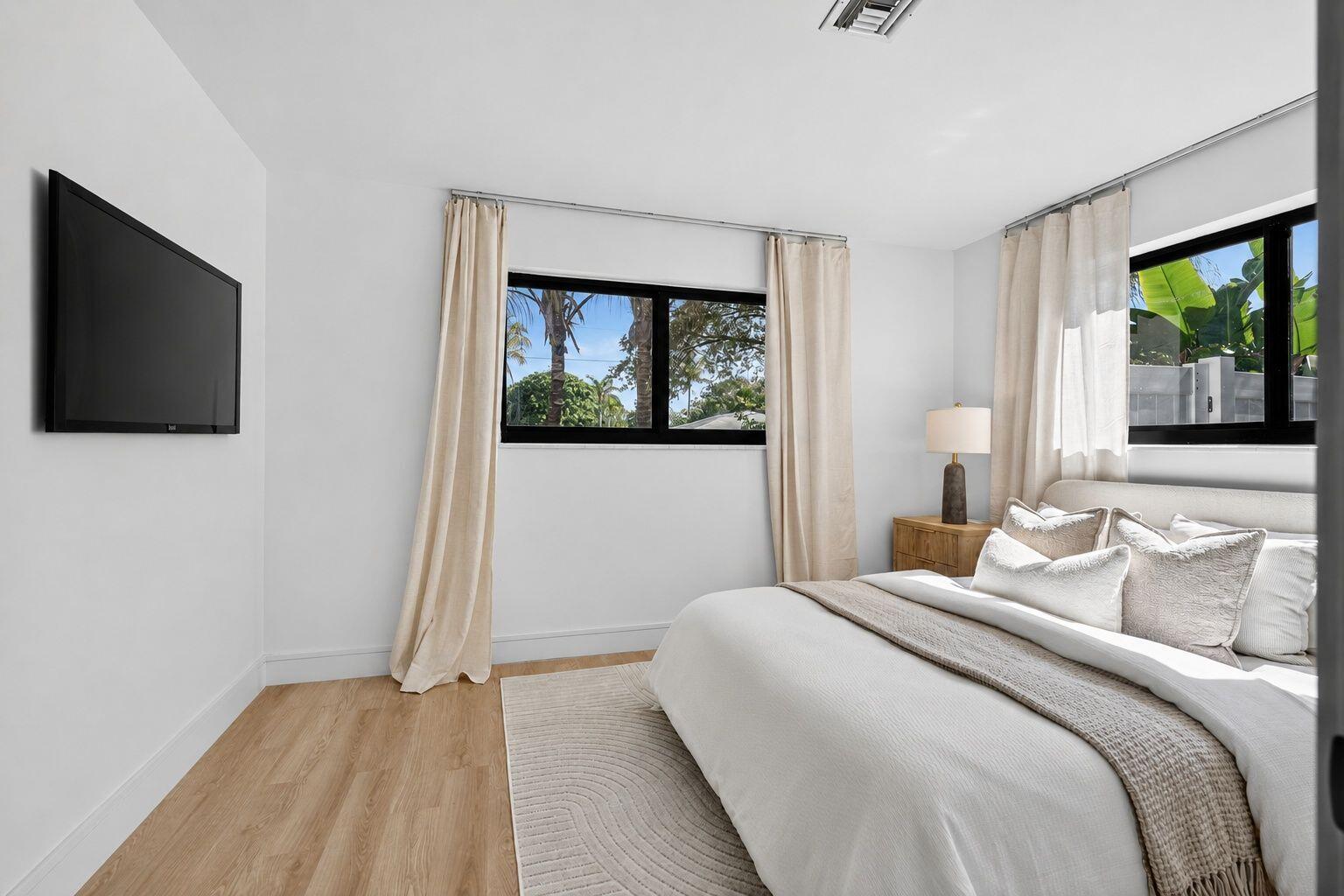 454 Dover Road Jupiter, FL 33469 - Photo 48 of 59 61-web-or-mls-bedroom_cleaned