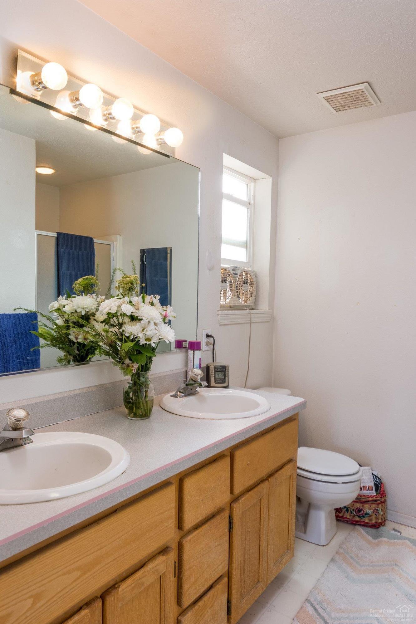 20726 Gallop Road Bend, OR 97701 - Photo 14 of 19 Additional Photo