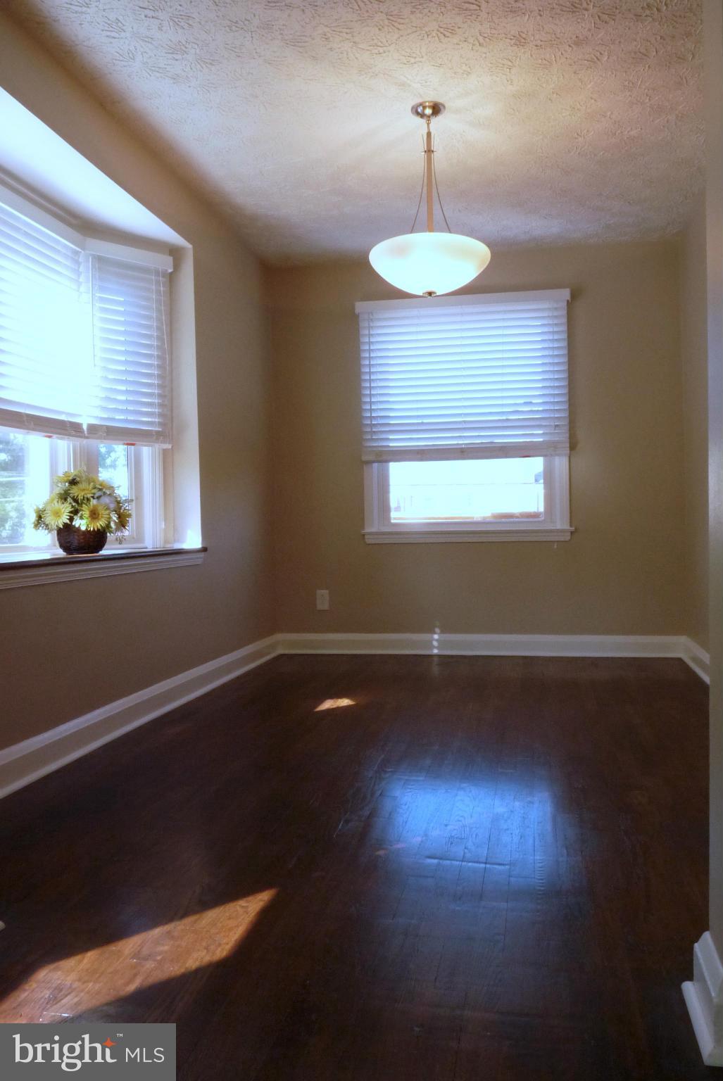 448 Stemmers Run Road Baltimore, MD 21221 - Photo 6 of 30 Dining Room