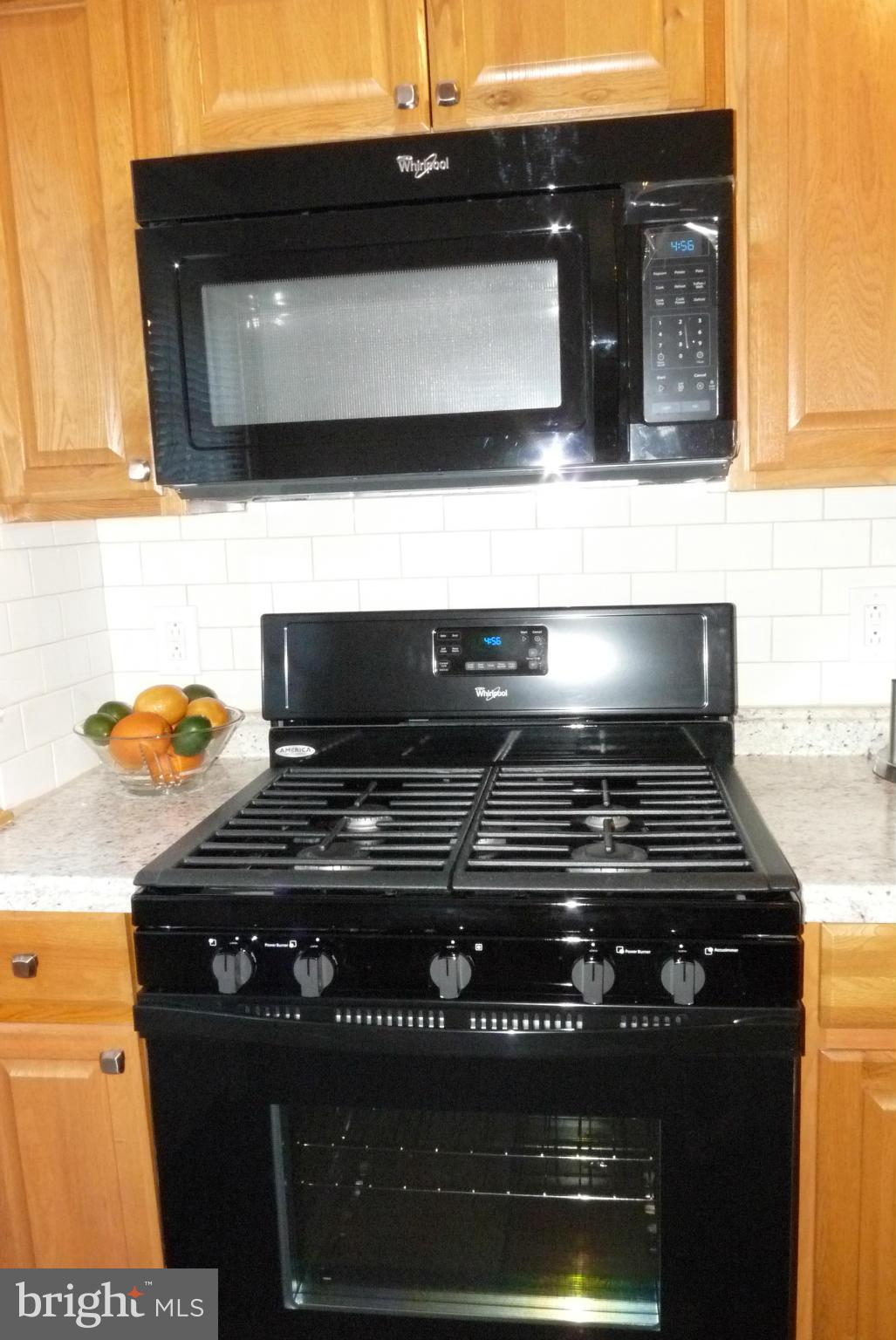 448 Stemmers Run Road Baltimore, MD 21221 - Photo 8 of 30 Kitchen