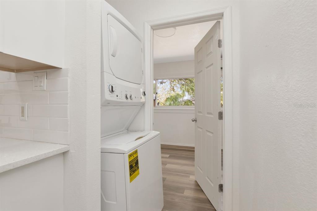 4939 Haines Road North St. Petersburg, FL 33714 - Photo 7 of 23