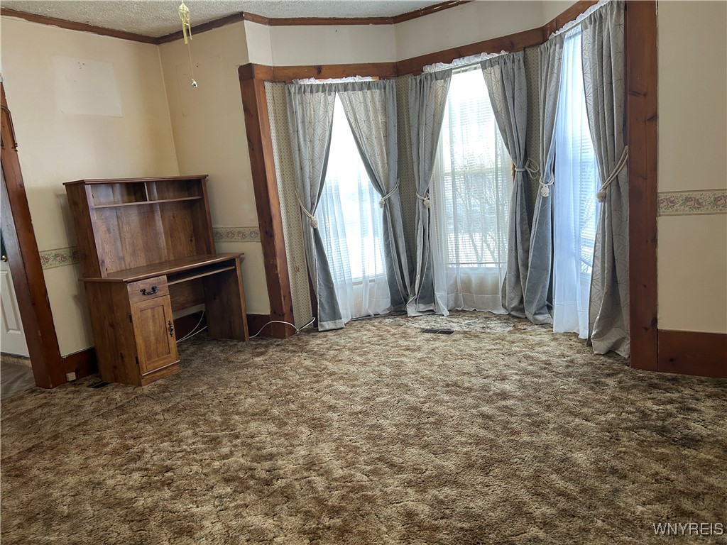 10 View Street Warsaw, NY 14569 - Photo 14 of 34 Living room