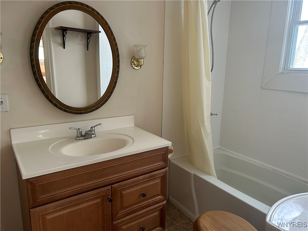 10 View Street Warsaw, NY 14569 - Photo 17 of 34 Full bath downstairs