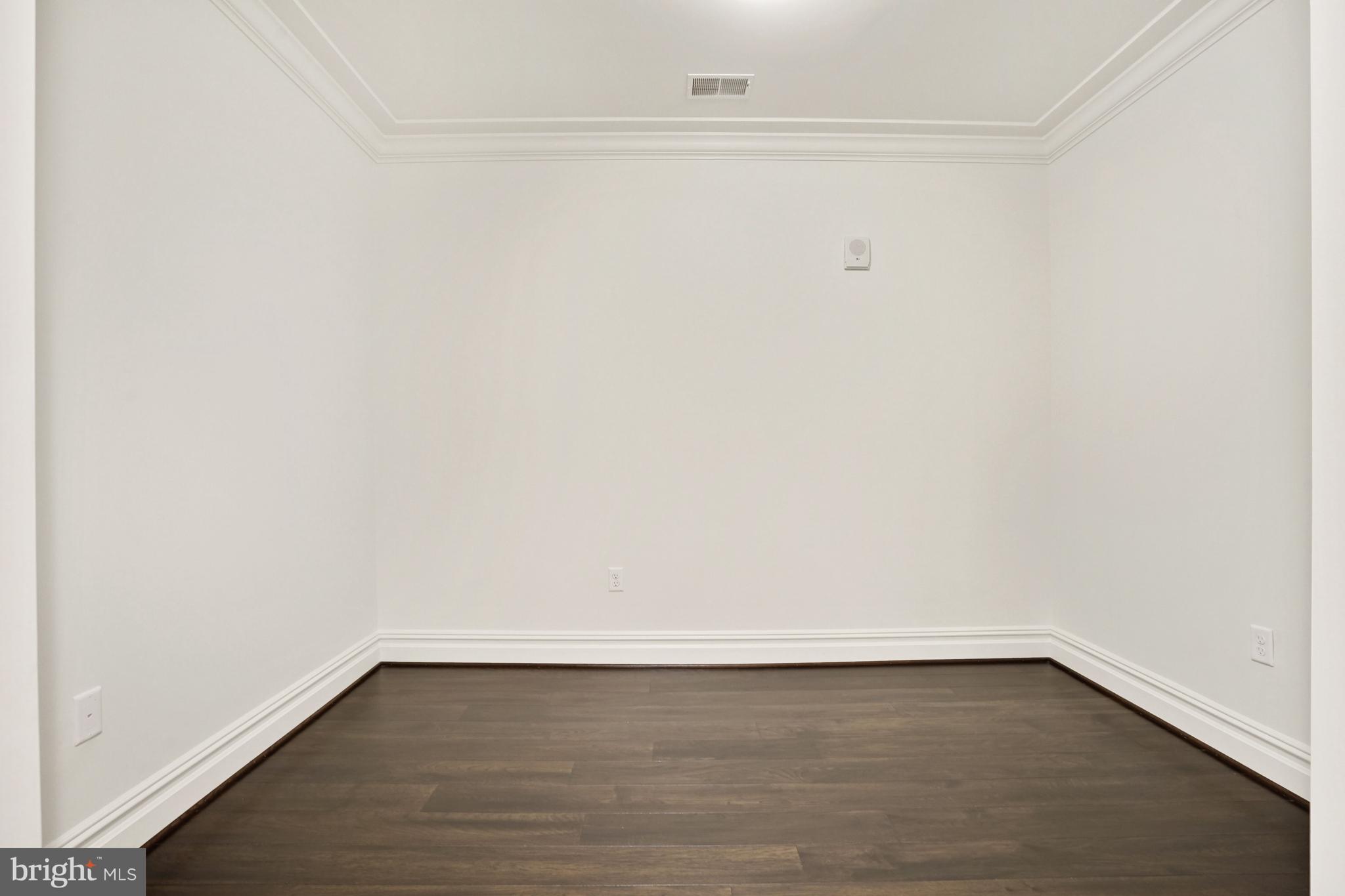 6900 Fleetwood Road, Unit 409 McLean, VA 22101 - Photo 14 of 25