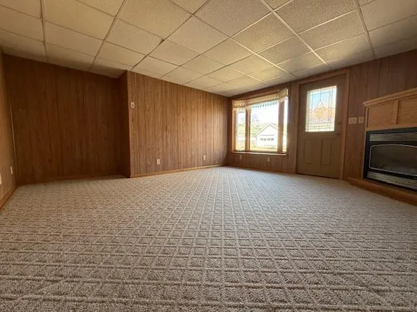 $148,000 | 324 7th Street, Windom, MN 56101