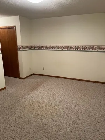 $148,000 | 324 7th Street, Windom, MN 56101