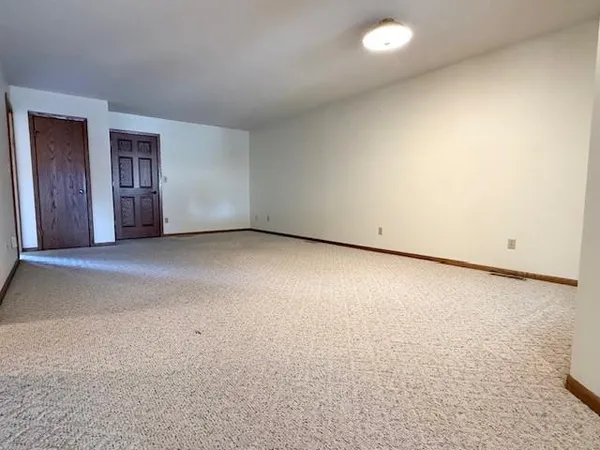 $148,000 | 324 7th Street, Windom, MN 56101