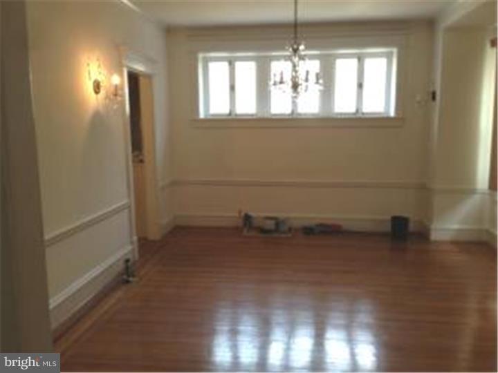 907 Wynnewood Road Philadelphia, PA 19151 - Photo 2 of 9 Dining Room