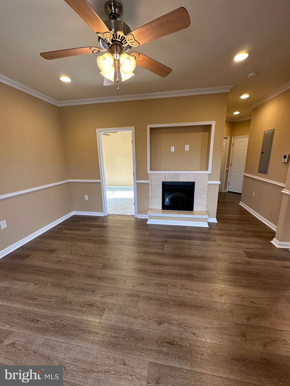 5045 C Street Southeast, Unit 302 Washington, DC 20019 - Photo 7 of 25 Main living area.