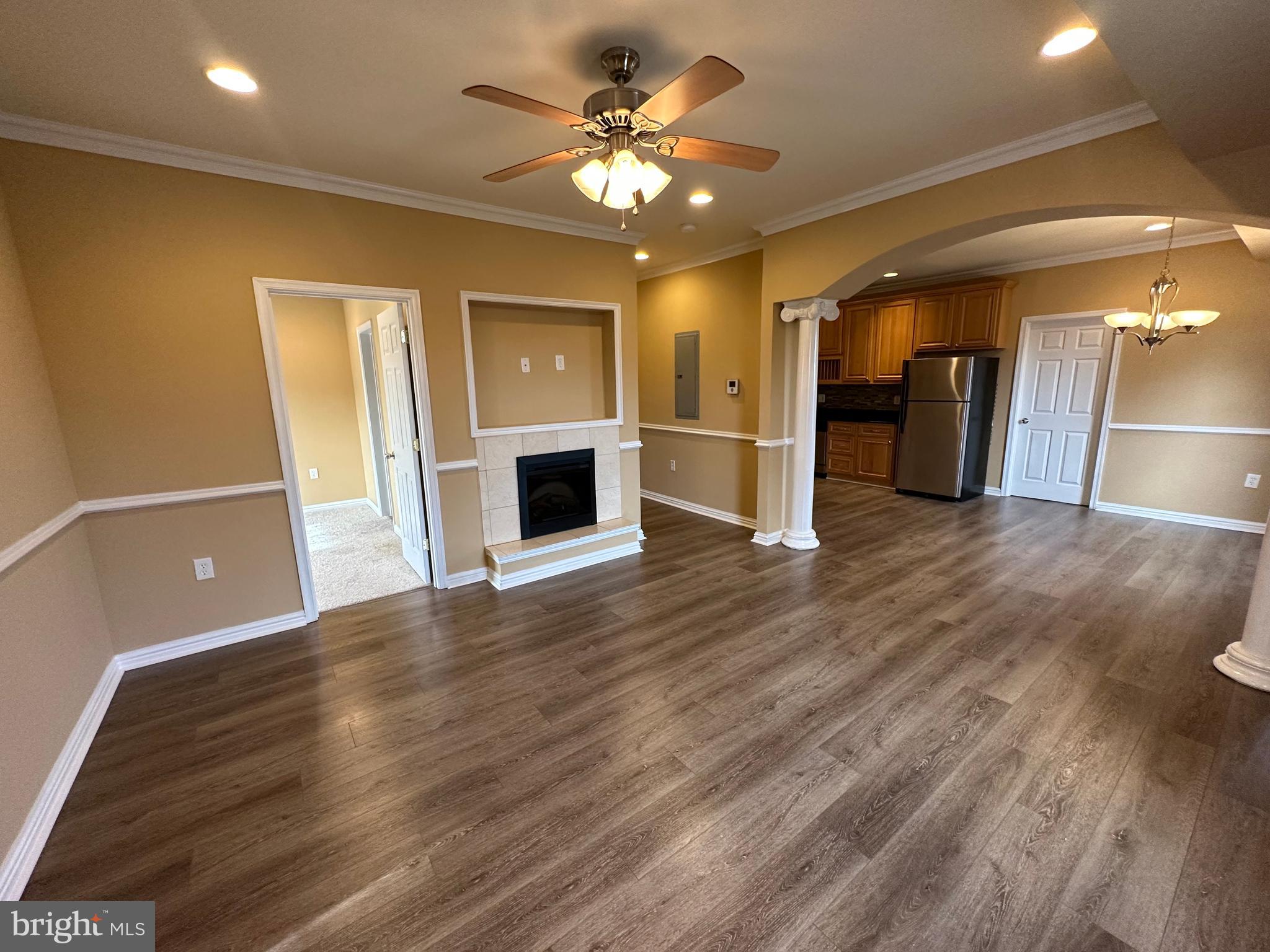 5045 C Street Southeast, Unit 302 Washington, DC 20019 - Photo 9 of 25 Main living area