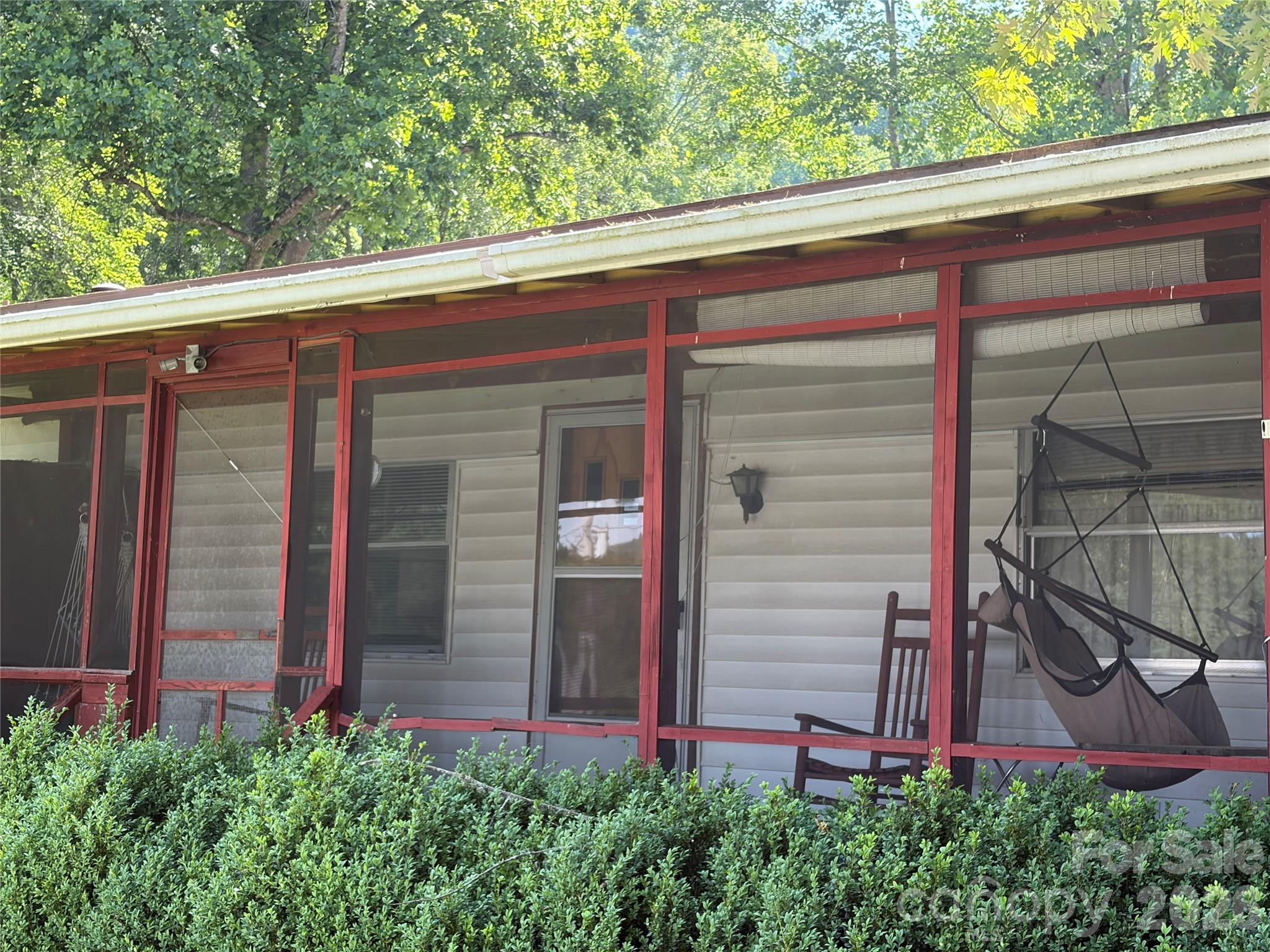 42 Country Meadows Road Burnsville, NC 28714 - Photo 2 of 43
