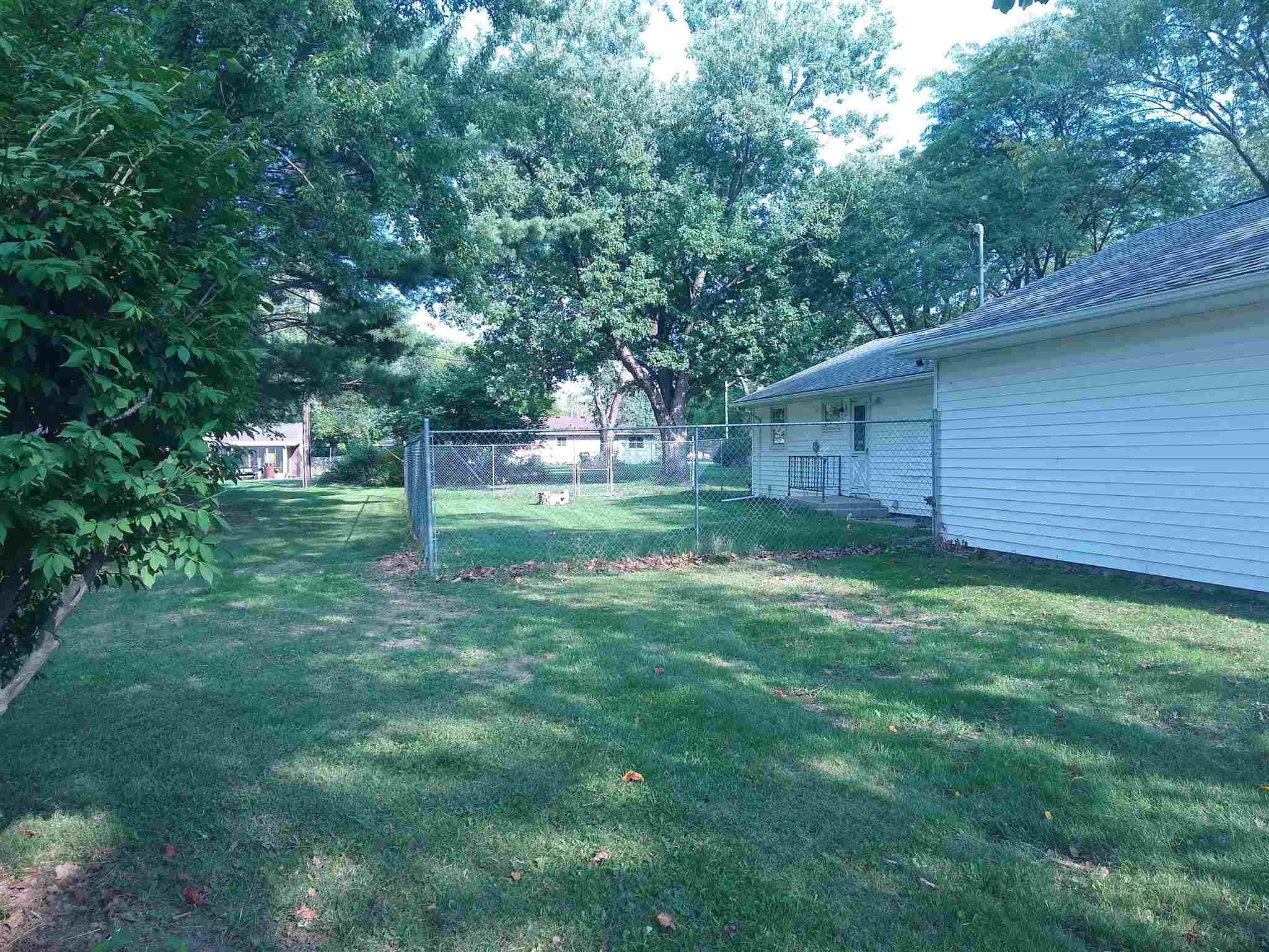 3811 Knollcrest Road Fort Wayne, IN 46835 - Photo 6 of 29 Gallery Image 6