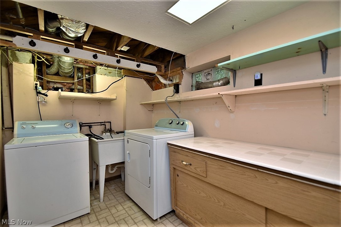 27280 Highland Road Cleveland, OH 44143 - Photo 30 of 35