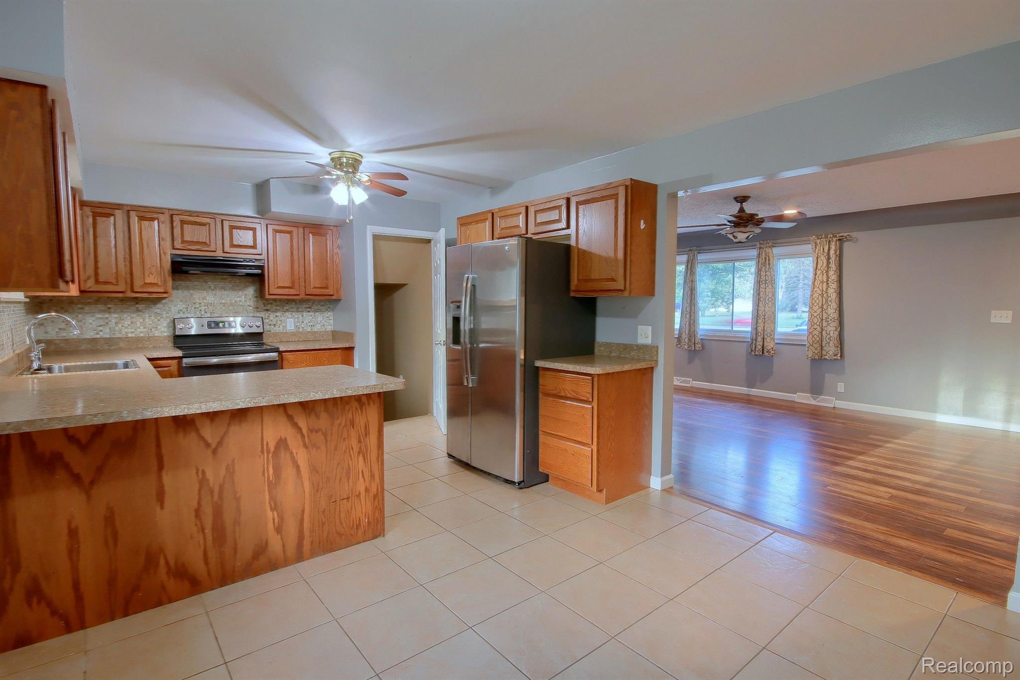 7900 Hannan Road Wayne, MI 48184 - Photo 7 of 38 Gallery Image 7