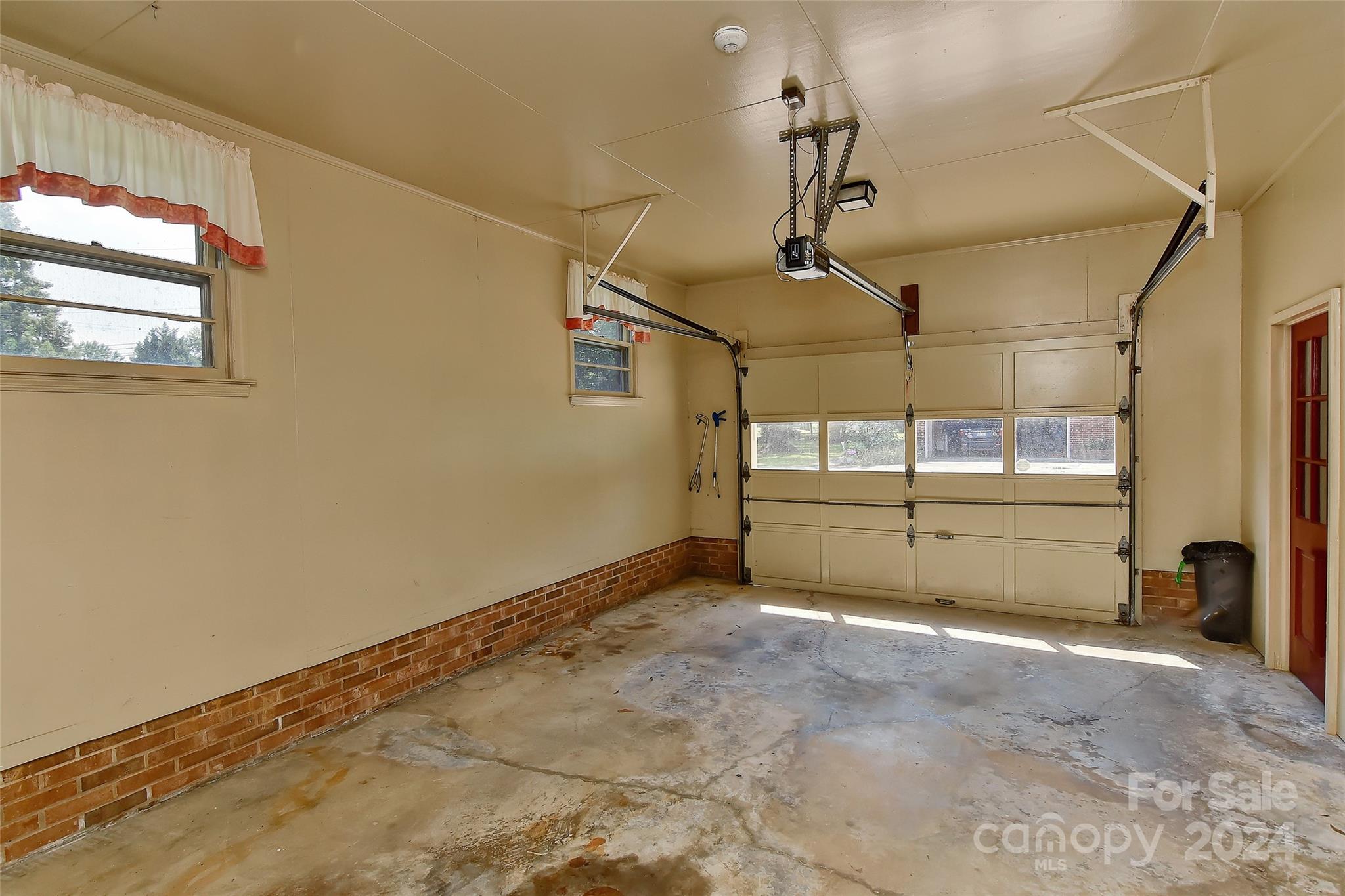 5147 Hickory Grove Road Gastonia, NC 28056 - Photo 31 of 37 Gallery Image 31