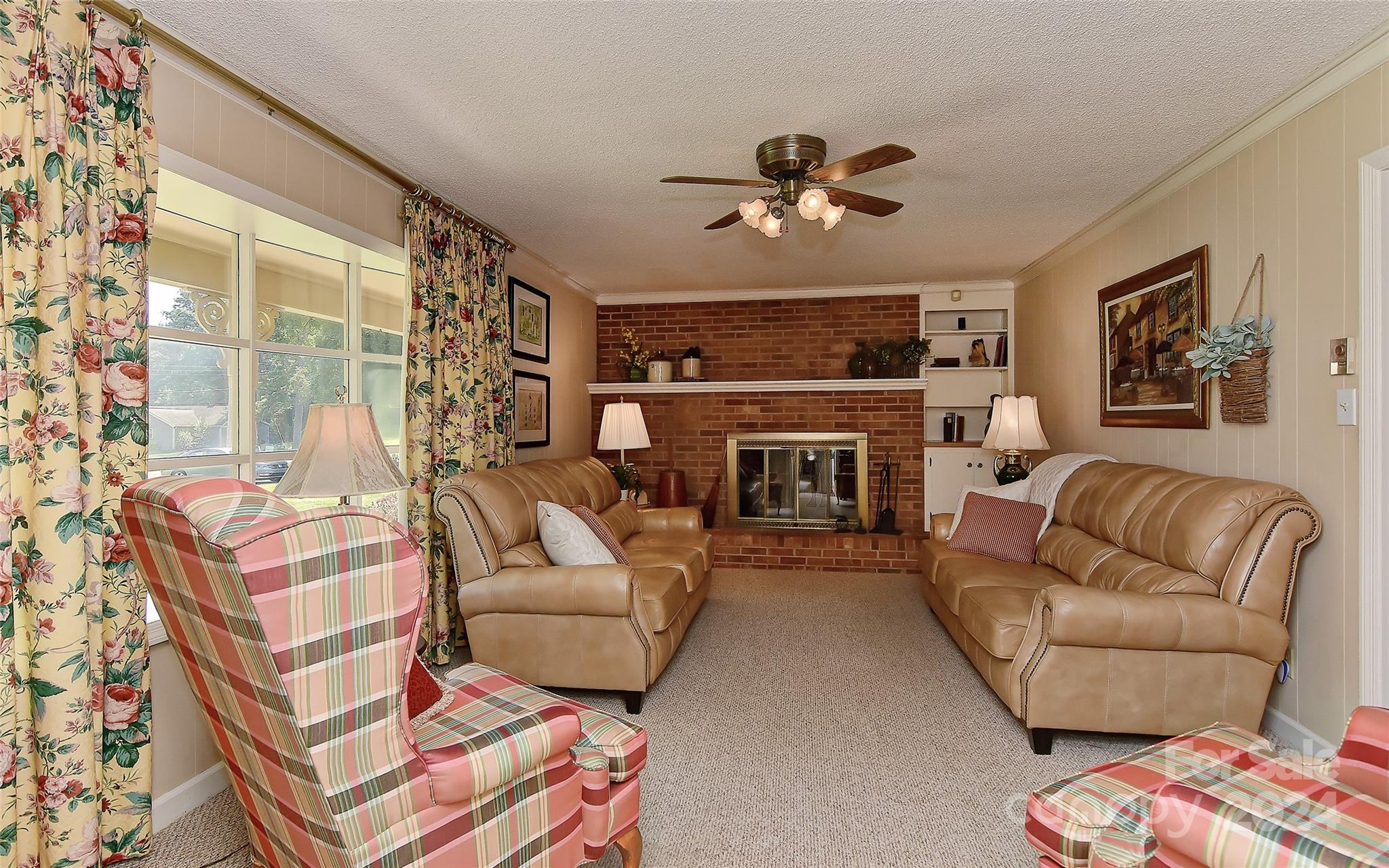5147 Hickory Grove Road Gastonia, NC 28056 - Photo 5 of 37 Gallery Image 5