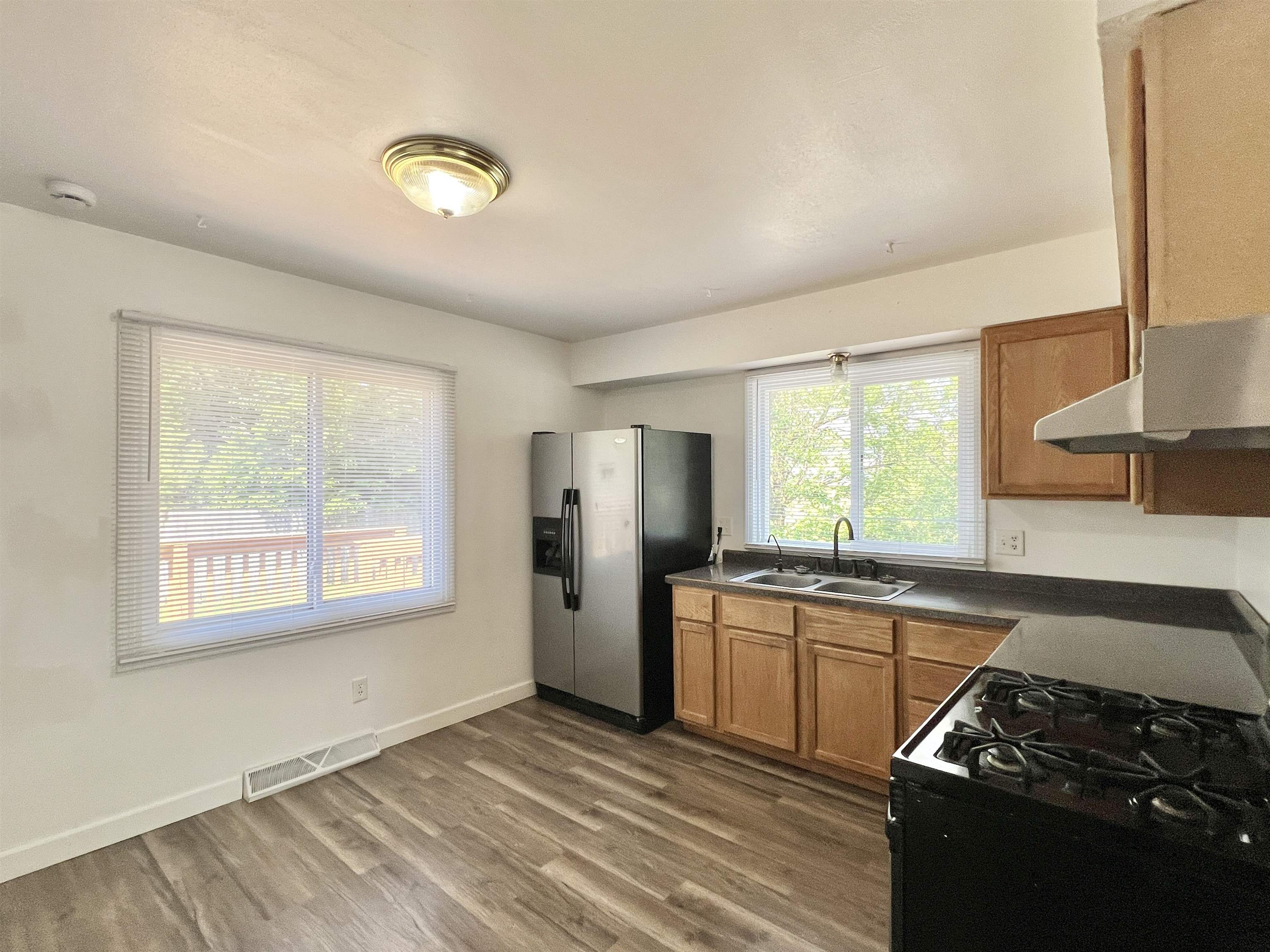 2222 South Afton Road Beloit, WI 53511 - Photo 6 of 15