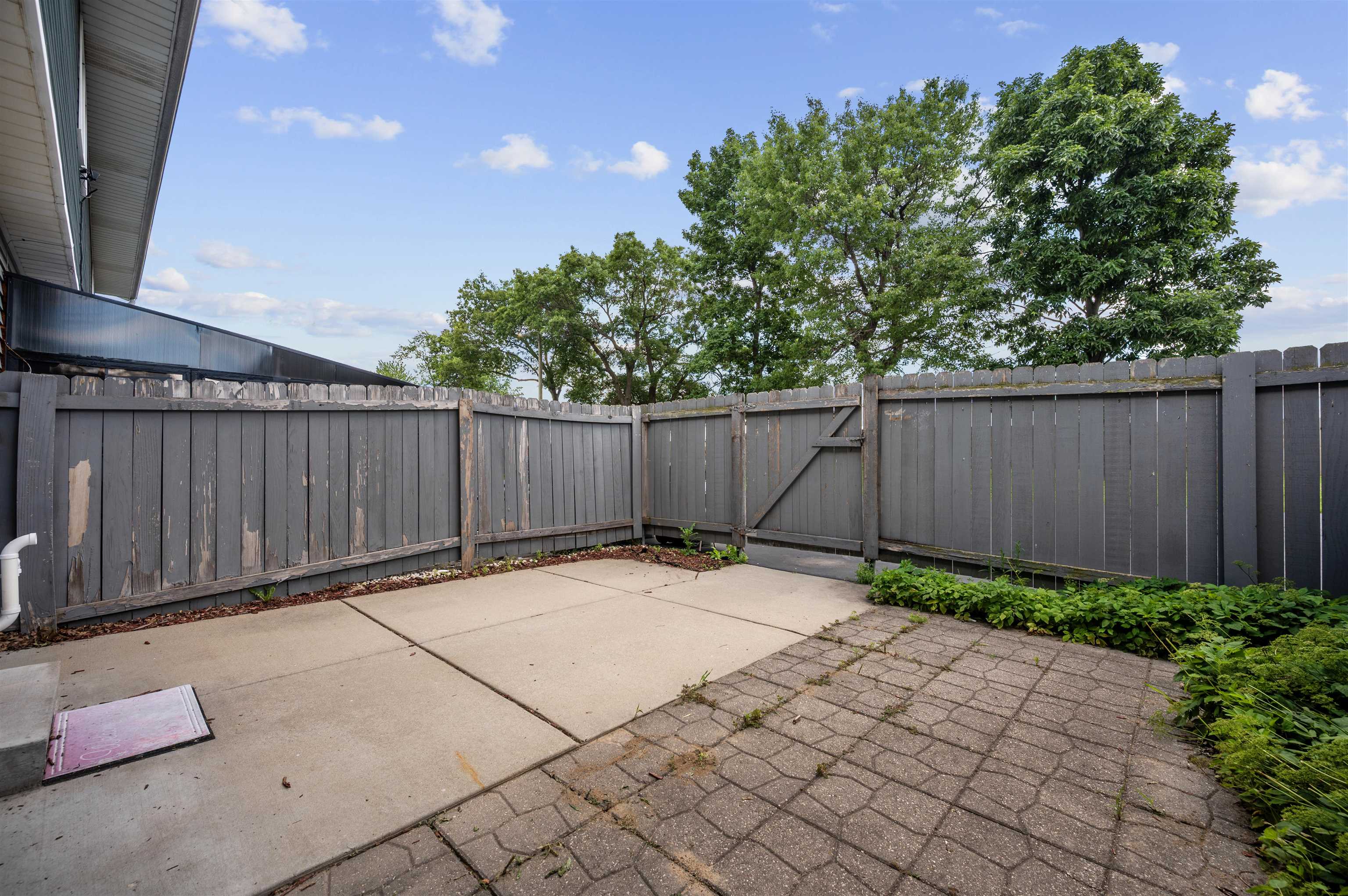 1307 Sunfield Street Sun Prairie, WI 53590 - Photo 23 of 25