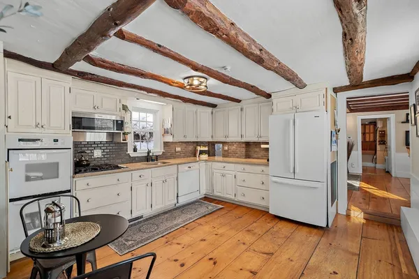 $989,000 | 280 West Acton Road, Stow, MA 01775