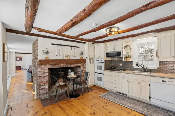 $989,000 | 280 West Acton Road, Stow, MA 01775