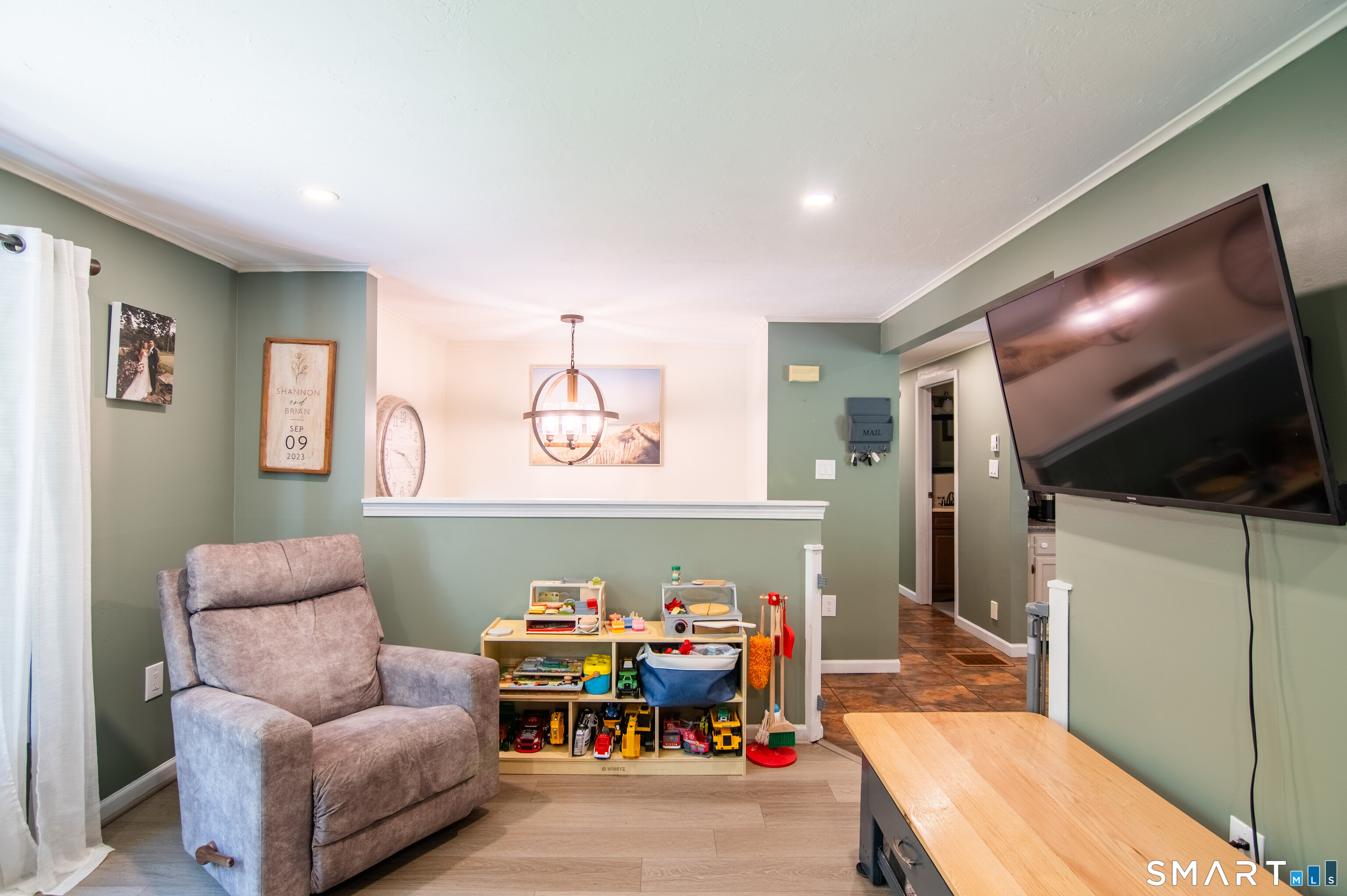 109 Munyan Road Putnam, CT 06260 - Photo 13 of 38