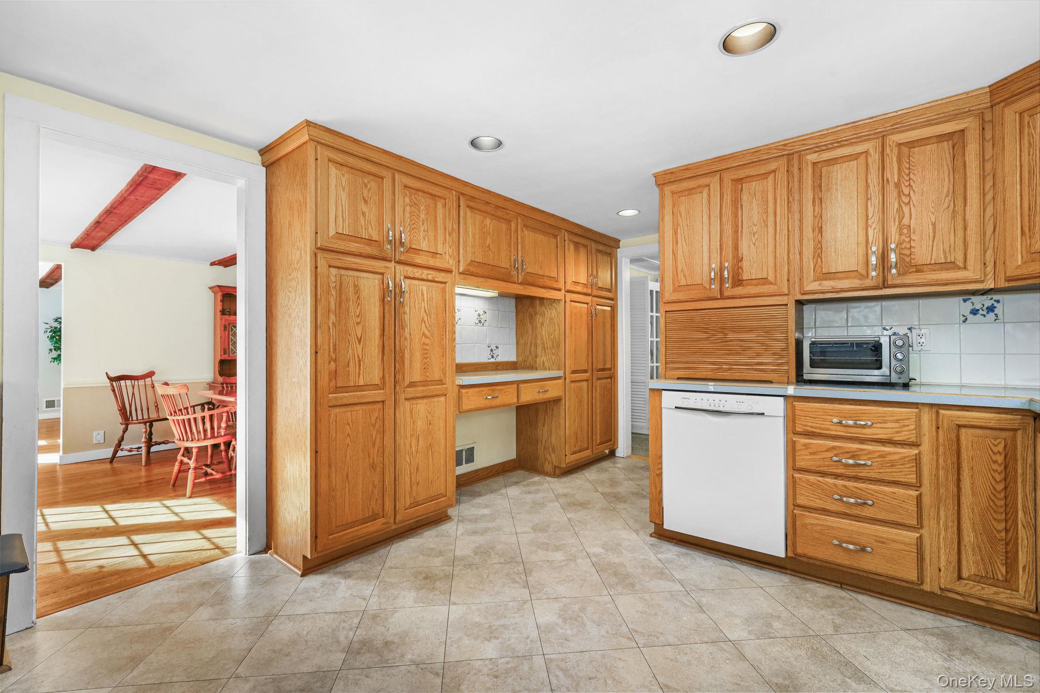 267 Salem Road Pound Ridge, NY 10576 - Photo 19 of 43 Gallery Image 19