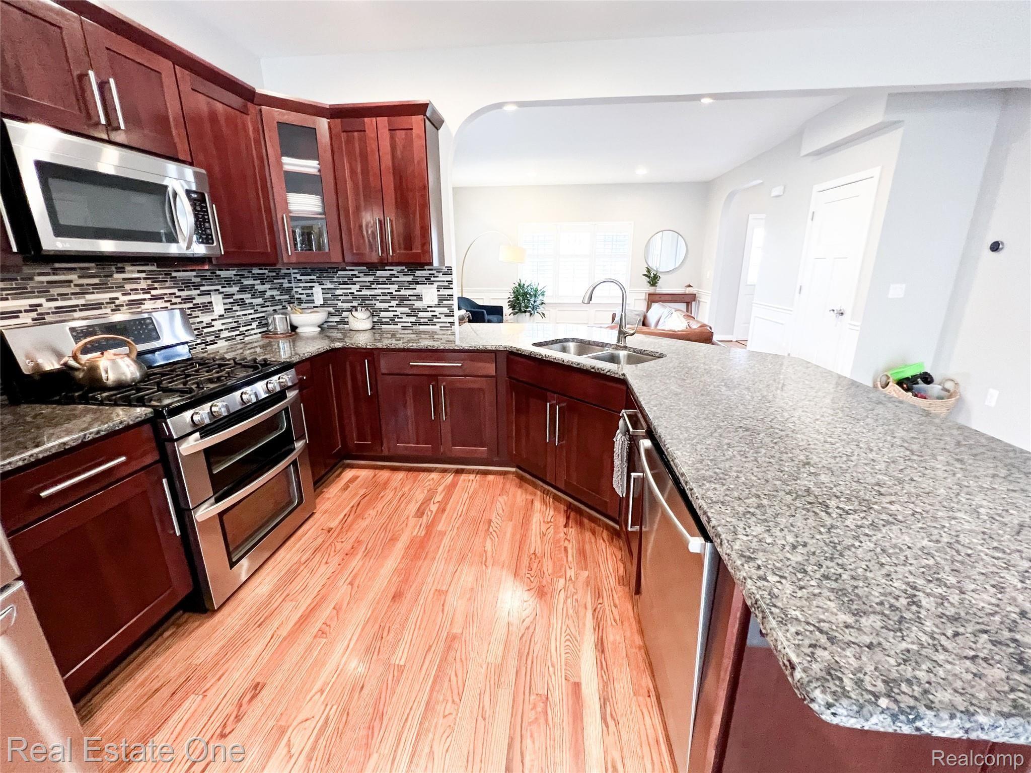 3015 Wakefield Road Berkley, MI 48072 - Photo 17 of 40 17.jpg