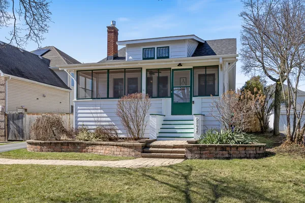 $399,999 | S644 East Street, Winfield, IL 60190