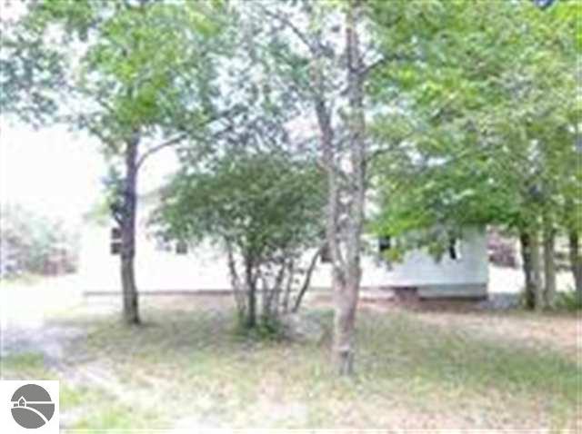 5272 Gonyer Road Southwest Fife Lake, MI 49633 - Photo 3 of 11 1698770-2.JPG