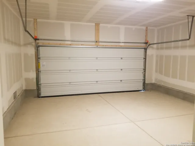 $1,850 | 5911 Eckhert Road, Unit 135, San Antonio, TX 78240